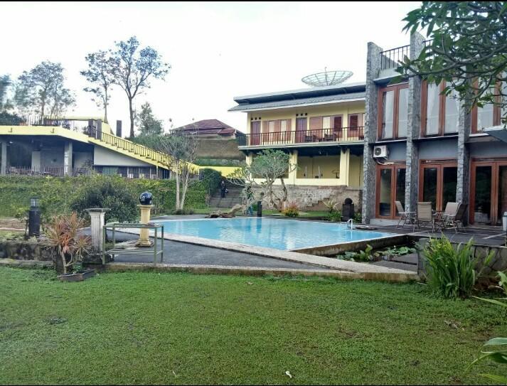 Villa Bukit Danau Cipanas  Exterior photo