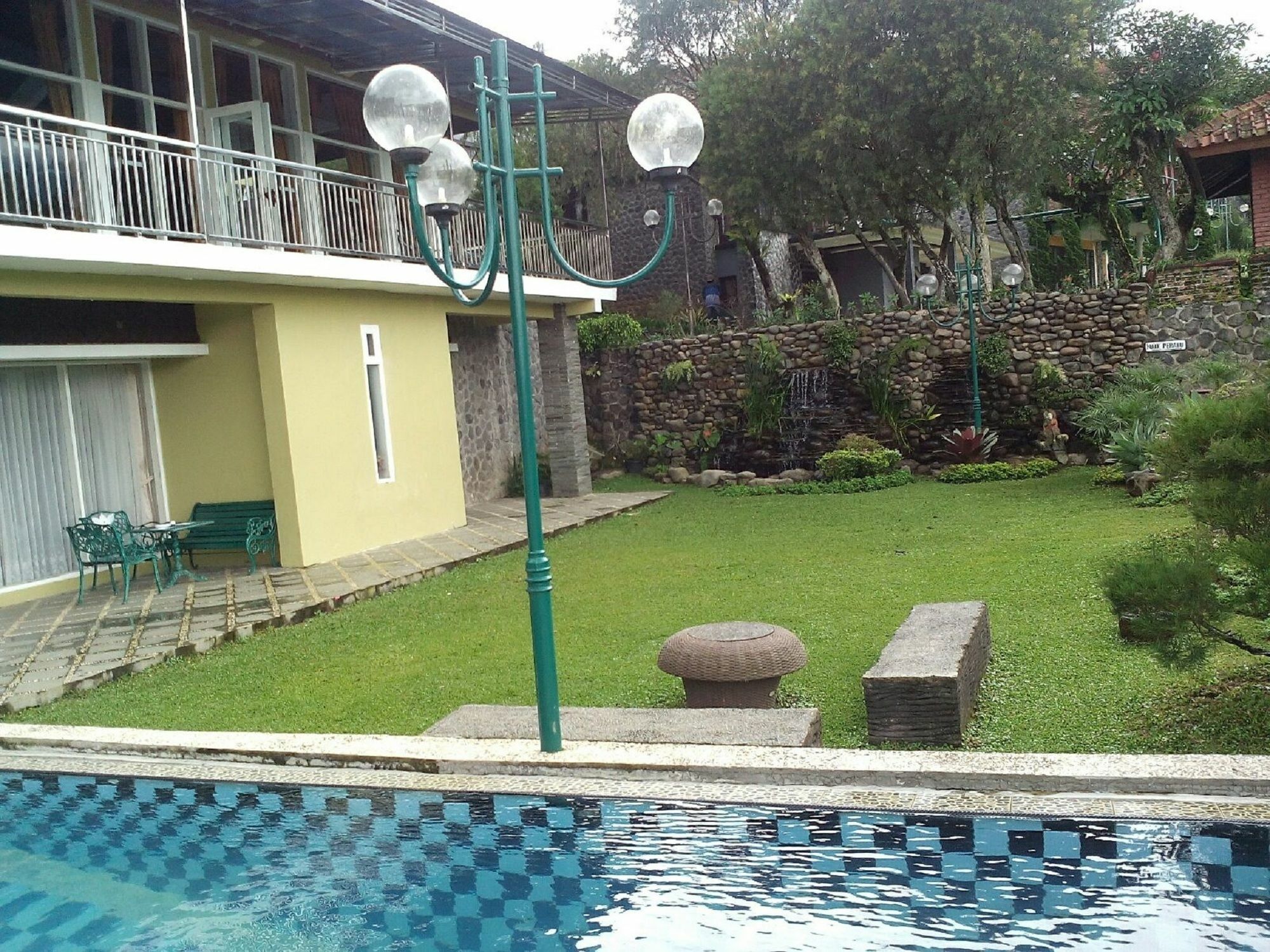Villa Bukit Danau Cipanas  Exterior photo